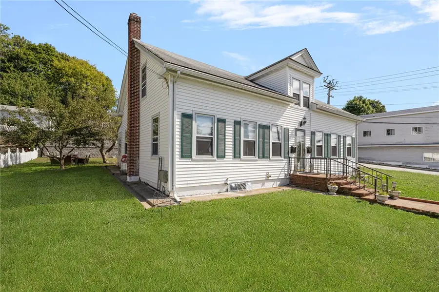 14 Border Street, West Warwick, RI 02893 - #2
