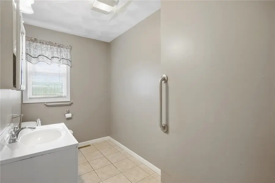 87 North Bend Street #3, Pawtucket, RI 02860 - #3