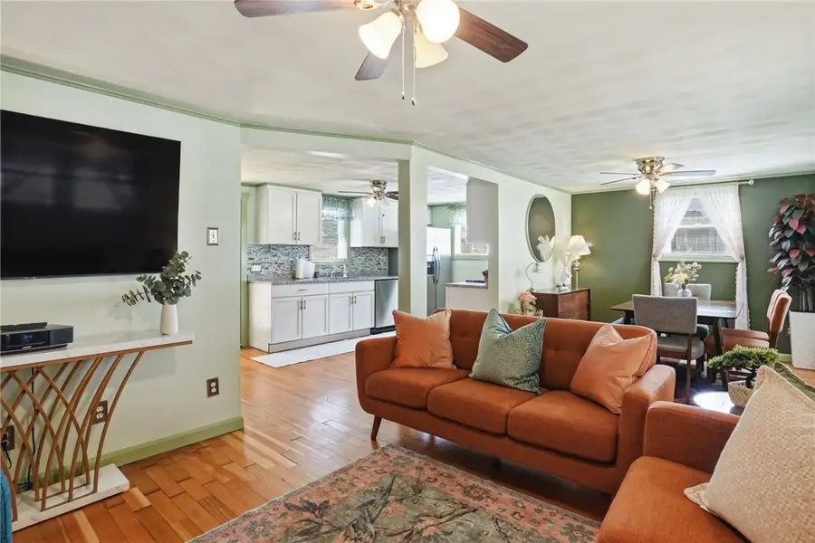 22 Pennsylvania Avenue, Warren, RI 02885 - #3