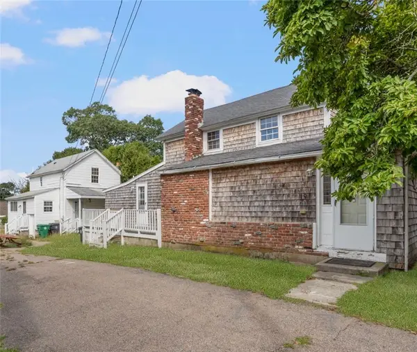 15 Forrest Street, Warwick, RI 02889