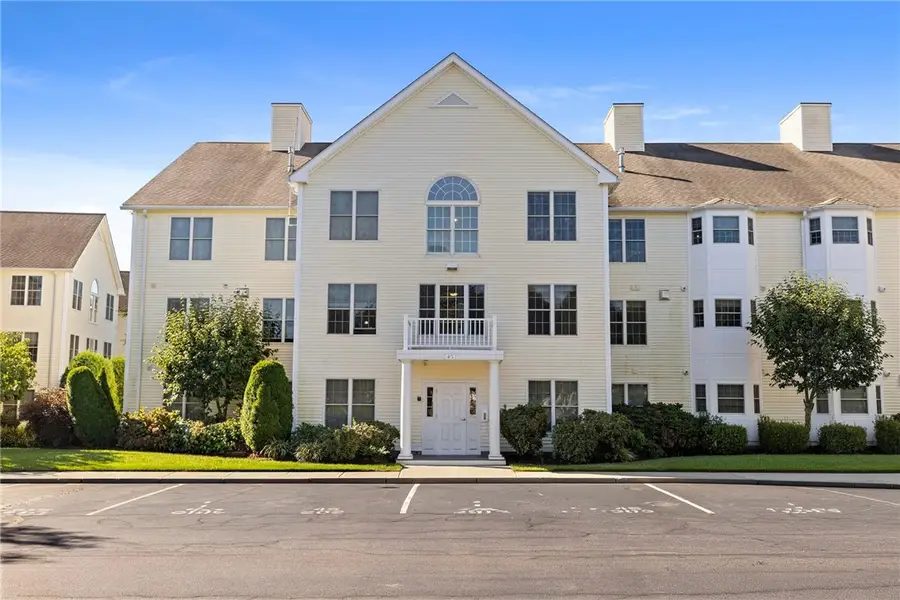 45 Saw Mill Drive #203, North Kingstown, RI 02852 - #2