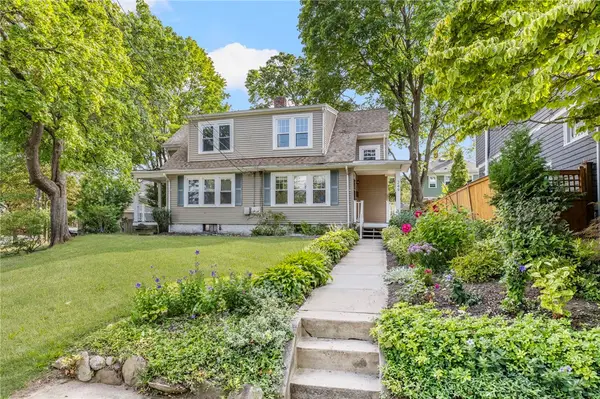 249 8th Street #2, Providence, RI 02906