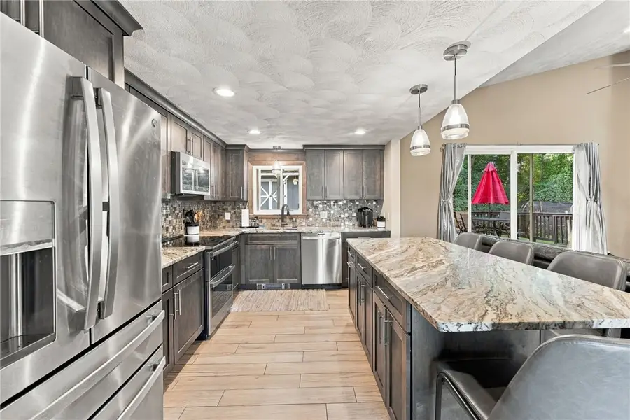 112 Shady Hill Drive, West Warwick, RI 02893 - #3