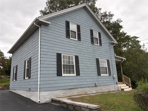 67 Aberdeen Street, West Warwick, RI 02893