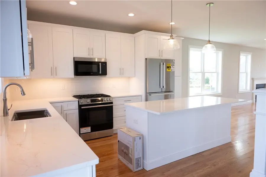 50 Bunker Hill Crossing, Portsmouth, RI 02871 - #2