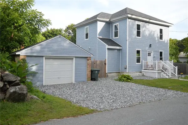 20 Whitford Street, Coventry, RI 02816