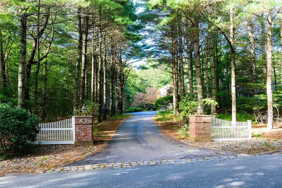 31 Raccoon Hill Road, West Greenwich, RI 02817 - #2