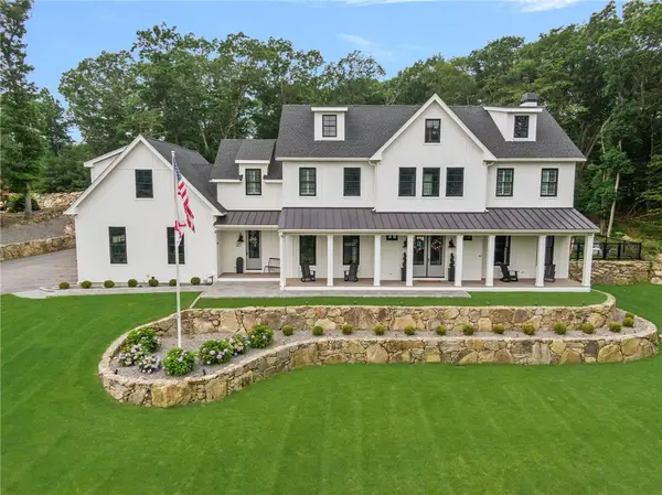20 Rock Way, East Greenwich, RI 02818