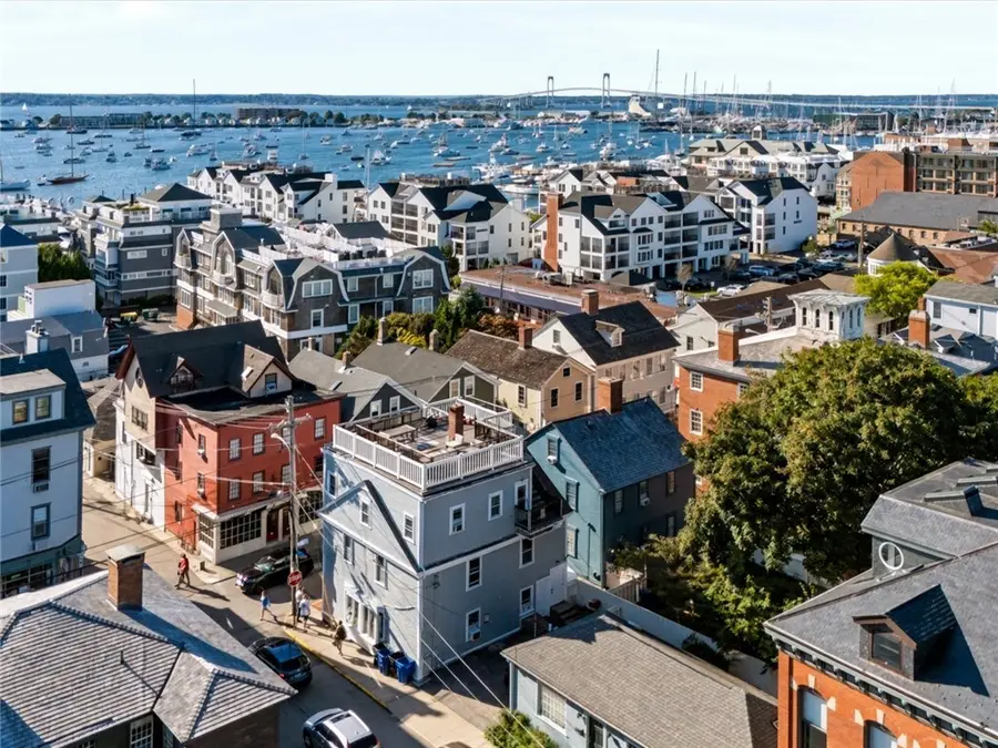 424 Thames Street, Newport, RI 02840 - #3
