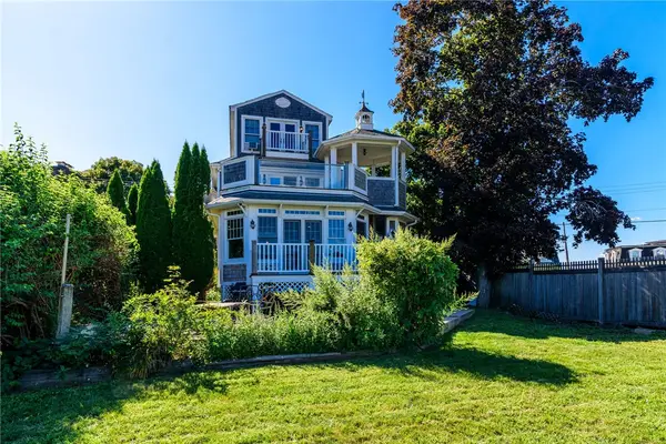 61 Esmond Avenue, North Kingstown, RI 02852
