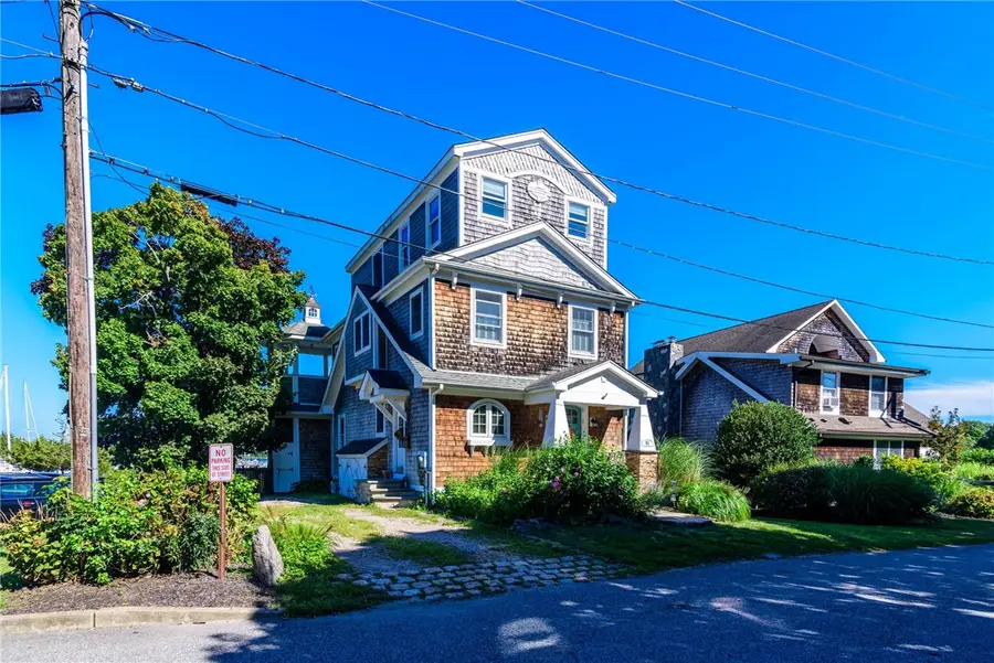 61 Esmond Avenue, North Kingstown, RI 02852 - #2