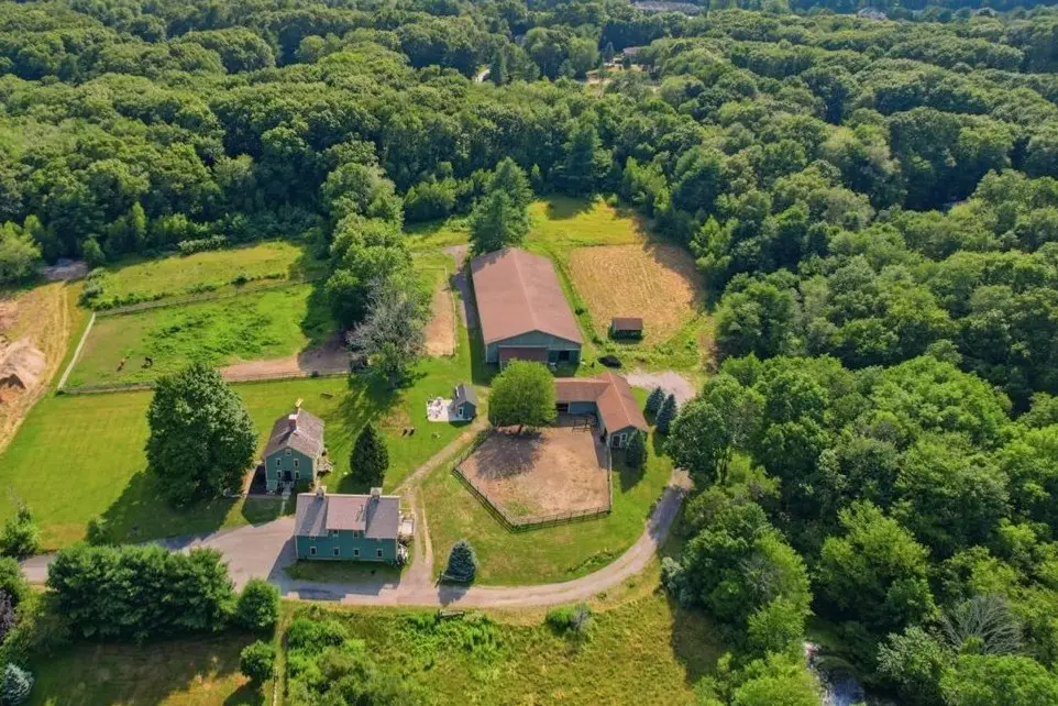 32 Equestrian Way, Cranston, RI 02921 - #1