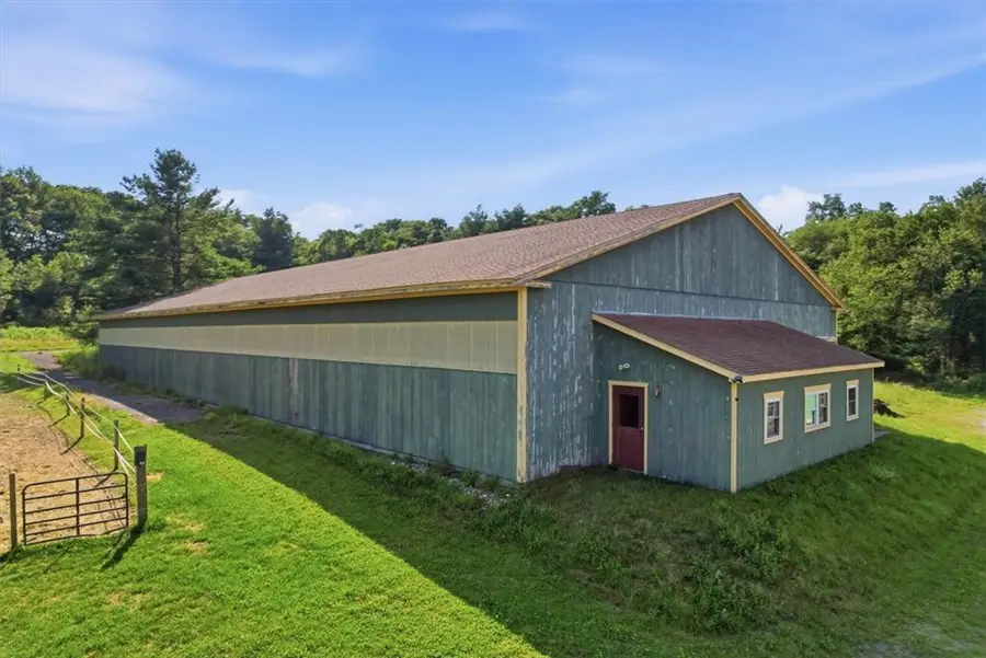 32 Equestrian Way, Cranston, RI 02921 - #2