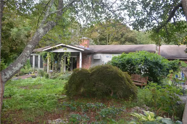 161 E Beach Road, Charlestown, RI 02813