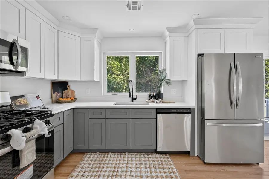 31 Tucker Street, Warwick, RI 02886 - #2