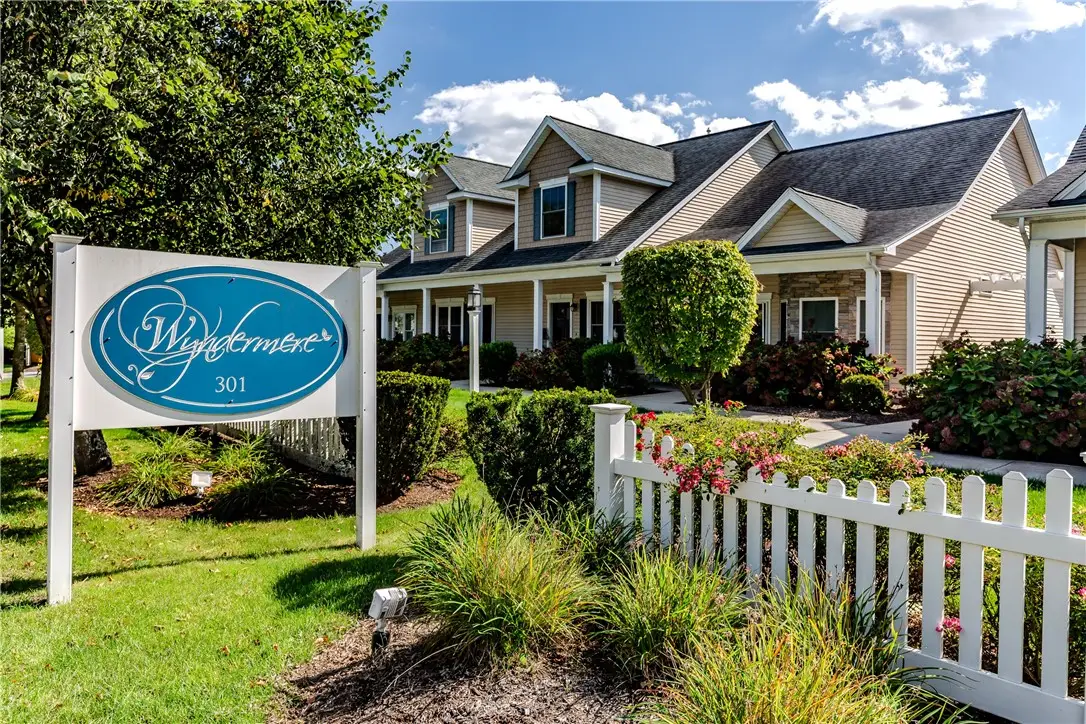 301 West Shore Road #10, Warwick, RI 02889 - #1
