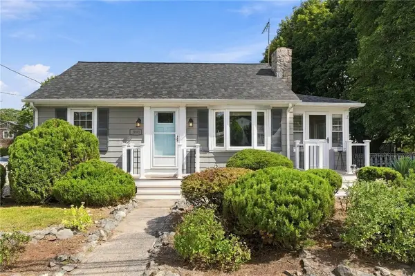 1040 Greenwich Avenue, Warwick, RI 02886
