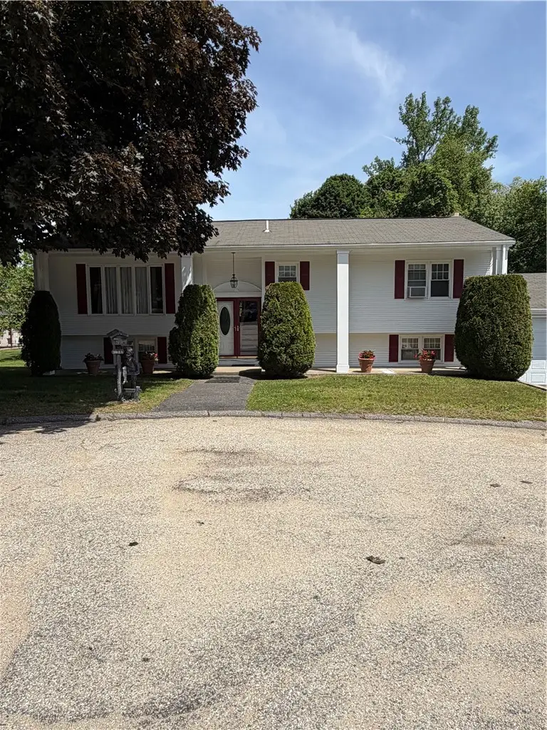 6 Balsam Court, Johnston, RI 02919 - #3