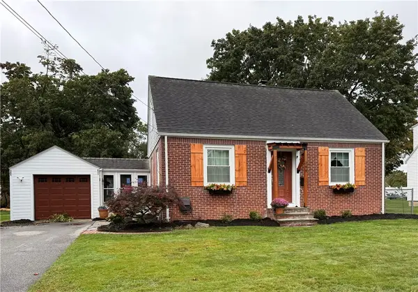 288 Chapmans Avenue, Warwick, RI 02886