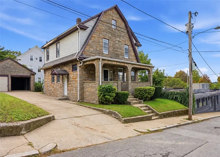 11 Grand View Street, Providence, RI 02906 - #3