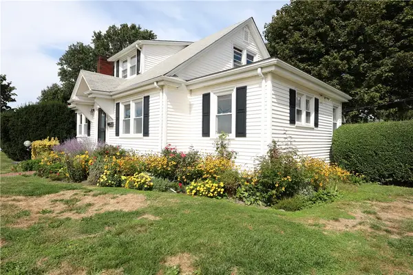 43 Admiral Kalbfus Road, Newport, RI 02840