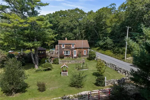 45 North Road, Hopkinton, RI 02833