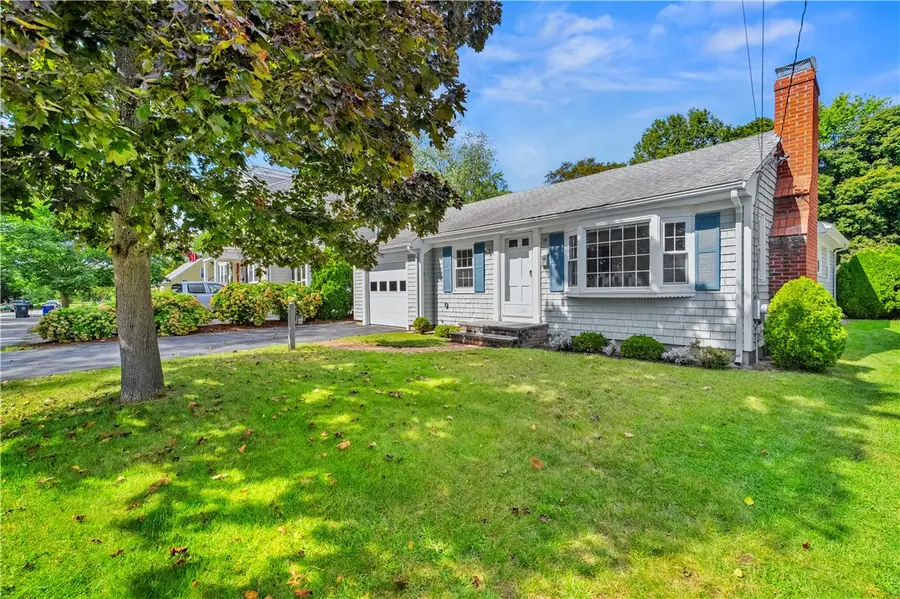 19 Beaumont Street, Rumford, RI 02916 - #3