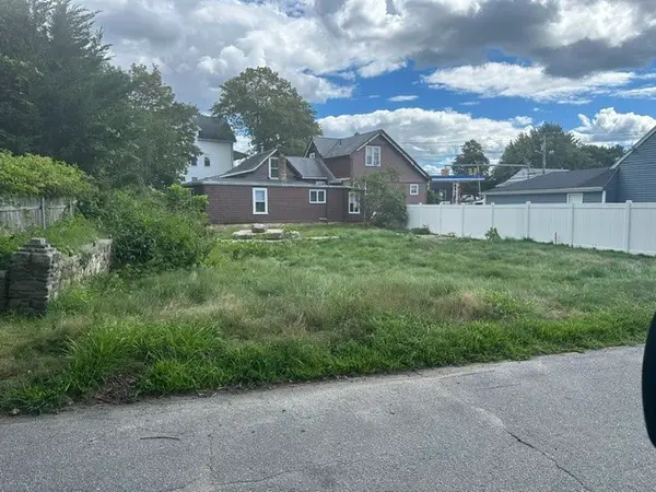 11 Houtmann Street, Cumberland, RI 02864