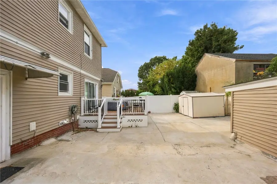 37 Old Oak Avenue, Cranston, RI 02910 - #3
