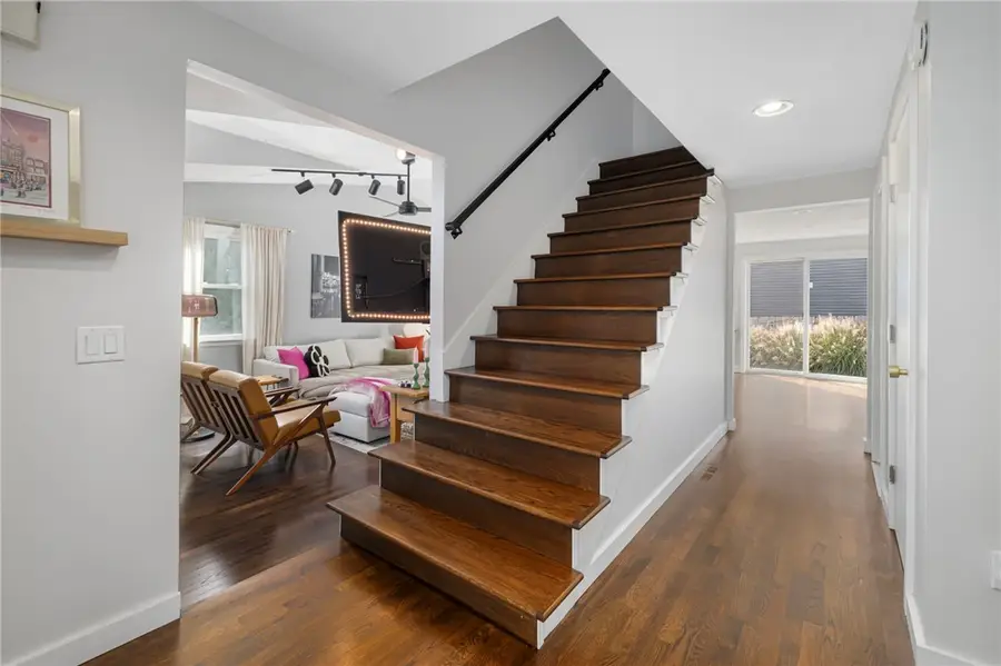 21 Lynde Street, Providence, RI 02908 - #3