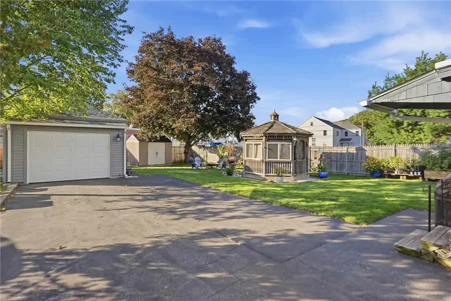 36 Greenhill Street, West Warwick, RI 02893 - #3