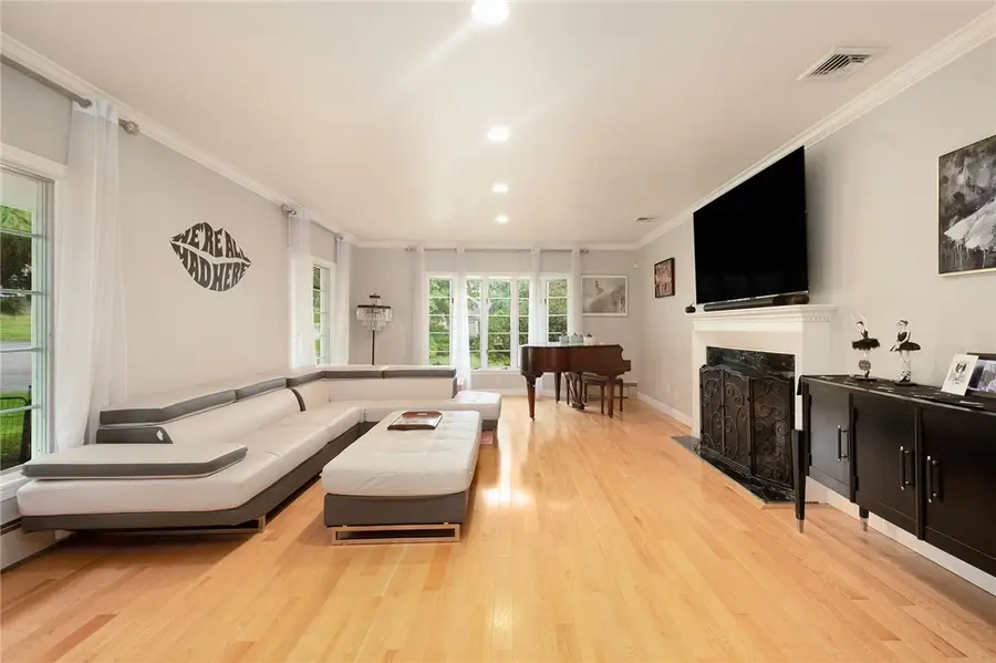 101 Glen Ridge Road, Cranston, RI 02920 - #3