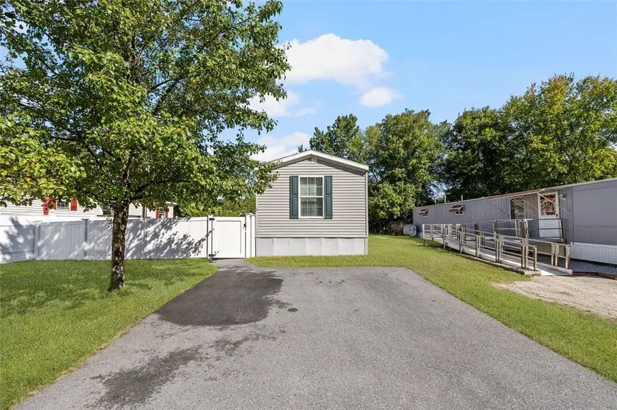 10 Pond Road, Glocester, RI 02814 - #2