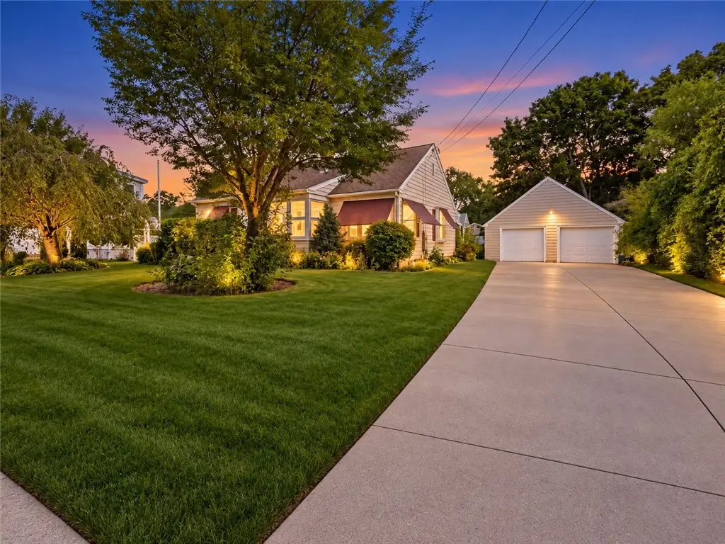 10 Pawtucket Avenue, Rumford, RI 02916 - #1