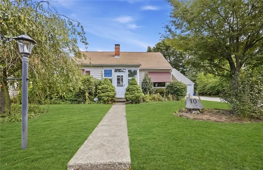 10 Pawtucket Avenue, Rumford, RI 02916 - #3
