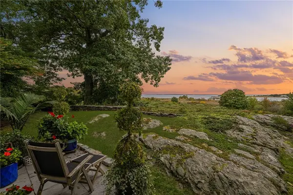 28 Sea Breeze Lane #28, Bristol, RI 02809