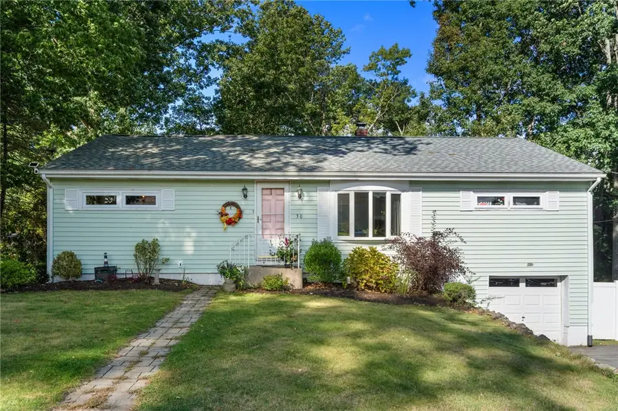 30 Lockwood Road, Cumberland, RI 02864 - #2