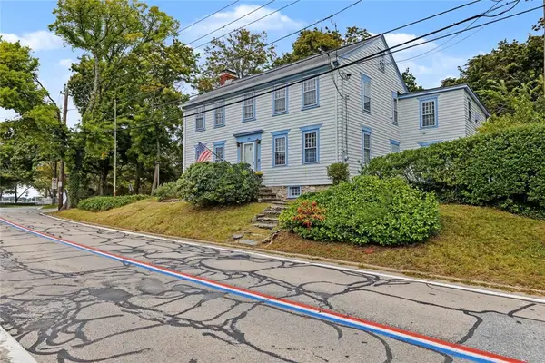 132 Hope Street, Bristol, RI 02809