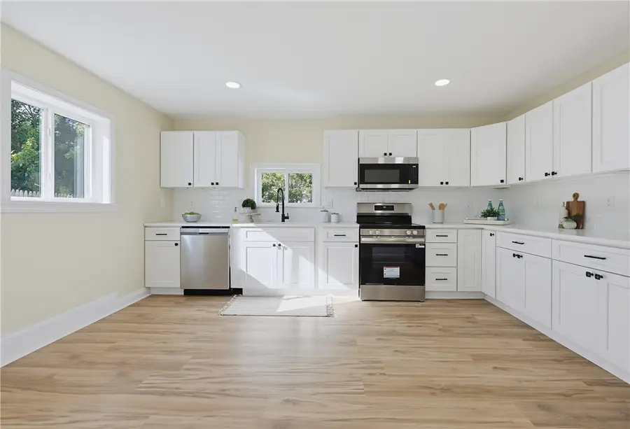 85 Cedar Avenue, Riverside, RI 02915 - #2