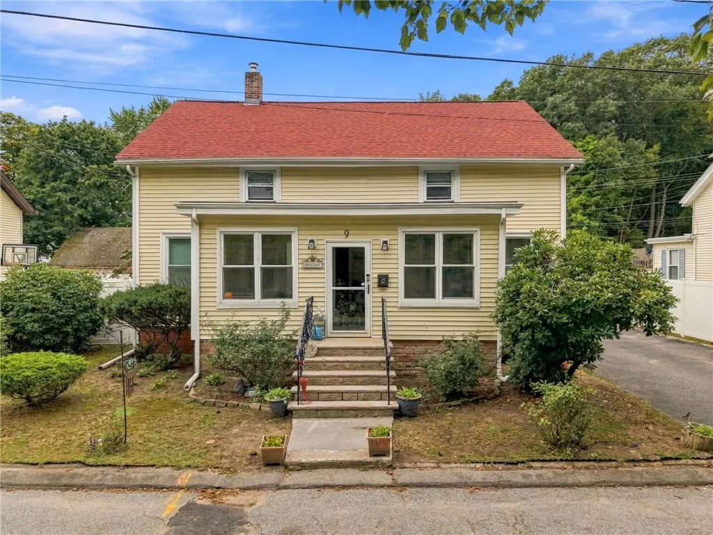 9 Pond Avenue, Lincoln, RI 02865 - #1