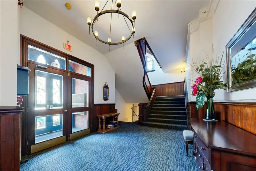 10 East Street #8, Providence, RI 02906 - #3