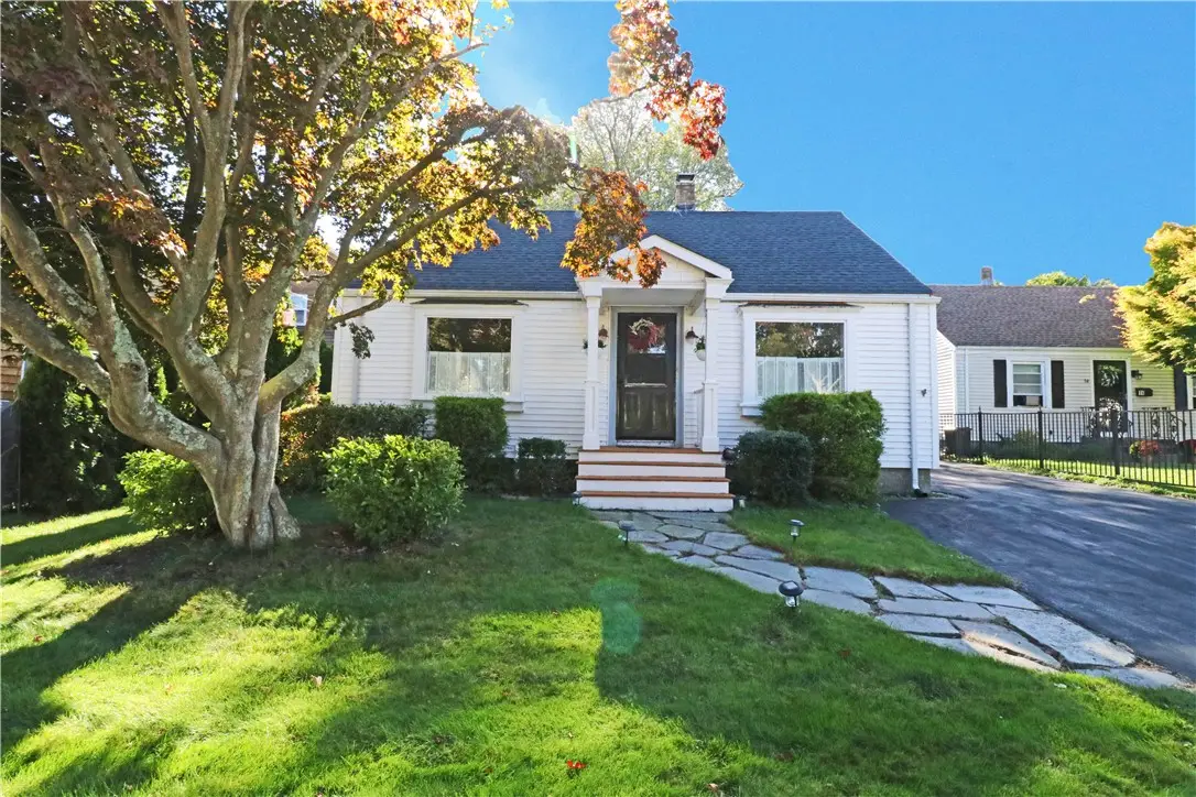 12 Beacon Terrace, Middletown, RI 02842 - #1