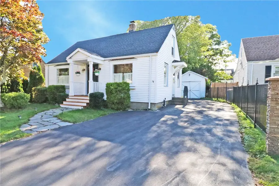 12 Beacon Terrace, Middletown, RI 02842 - #3