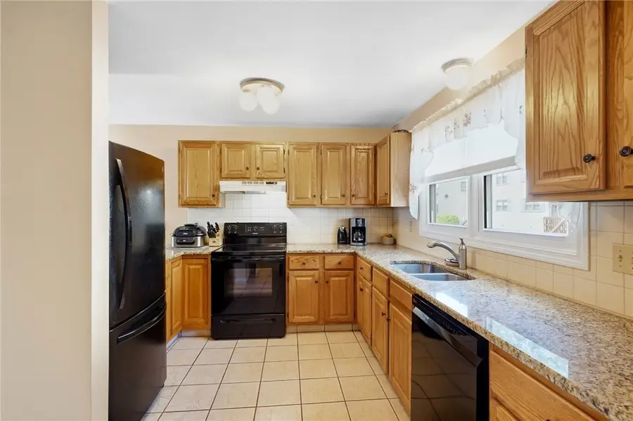 1603 Plainfield Pike #H6, Johnston, RI 02919 - #3