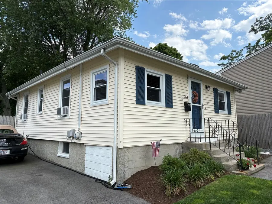 353 Massasoit Avenue, East Providence, RI 02914 - #2
