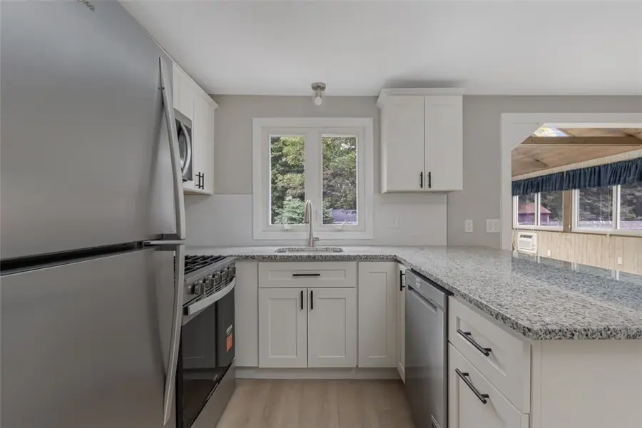 18 Laurel Lane, Lincoln, RI 02865 - #3
