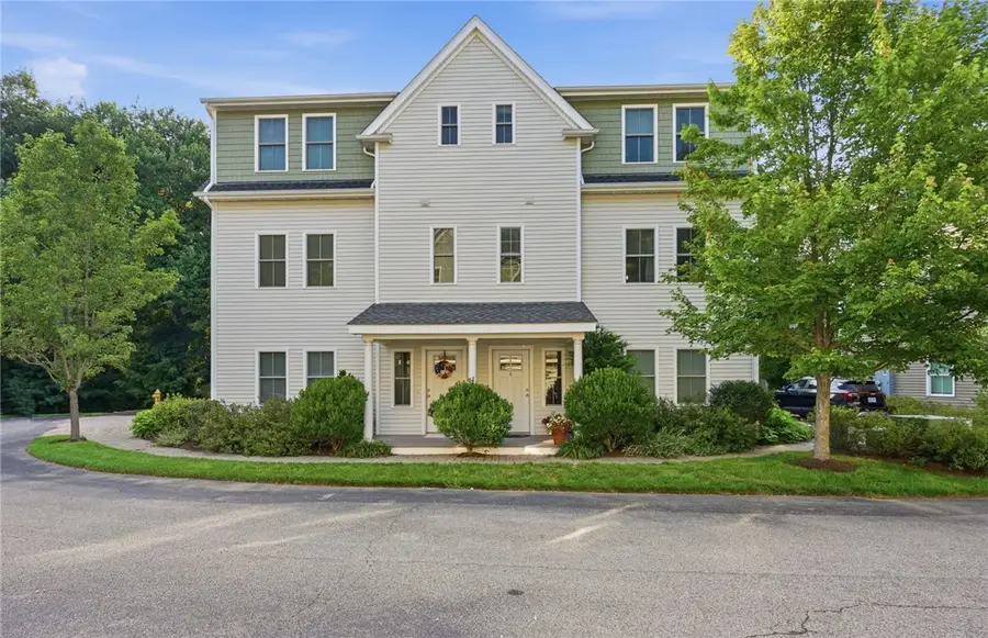 12 Park Avenue #8, Narragansett, RI 02882 - #3