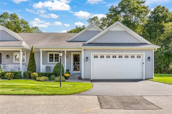 19 Classic Court, North Kingstown, RI 02852