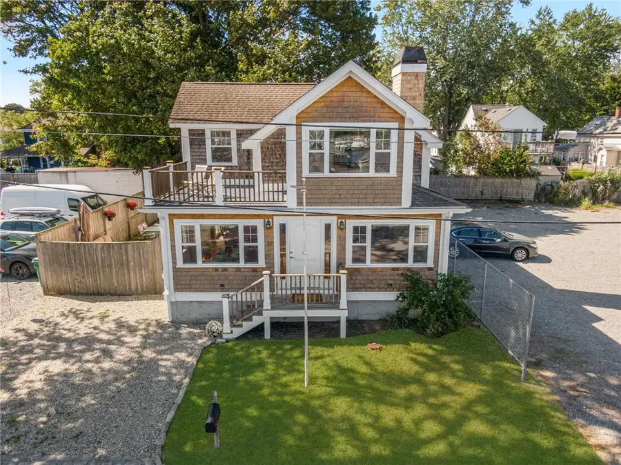 27 Seminole Street, Warwick, RI 02889 - #2