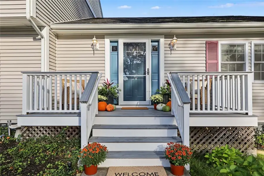 23 Shadbush Trail, Narragansett, RI 02874 - #2